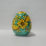 Uova di Pasqua in ceramica